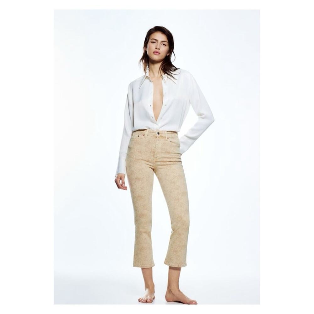 NWT ZARA The Dreed‎ High Rise Cropped Printed Flare Jeans 4 Tan